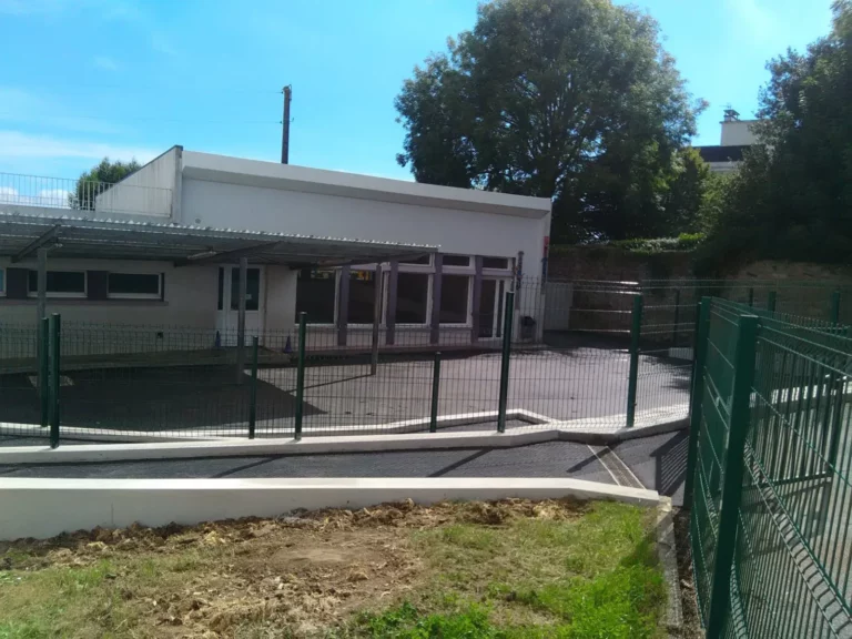 Gecobat Menuiserie Exterieures A Guilers Ms Salle De Sport Brest